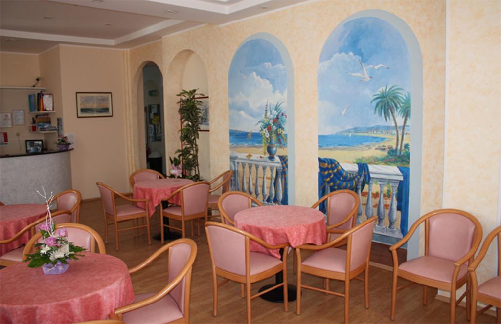 Hotel Madison San Benedetto del Tronto Exterior photo